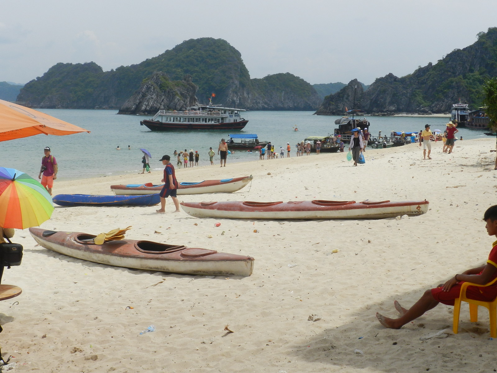 Toàn cảnh Cát Bà